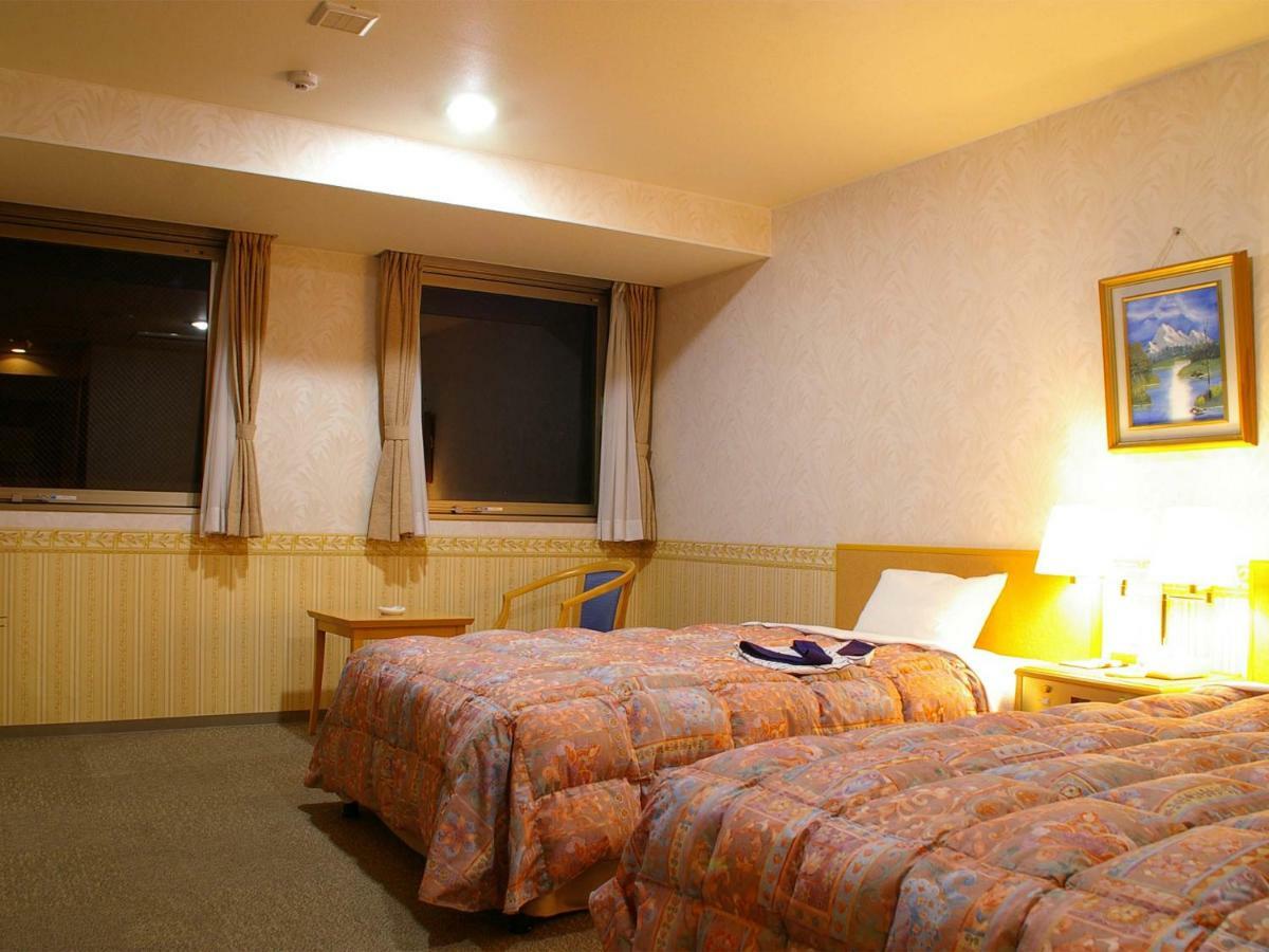Riverside Hotel Gojo Екстериор снимка